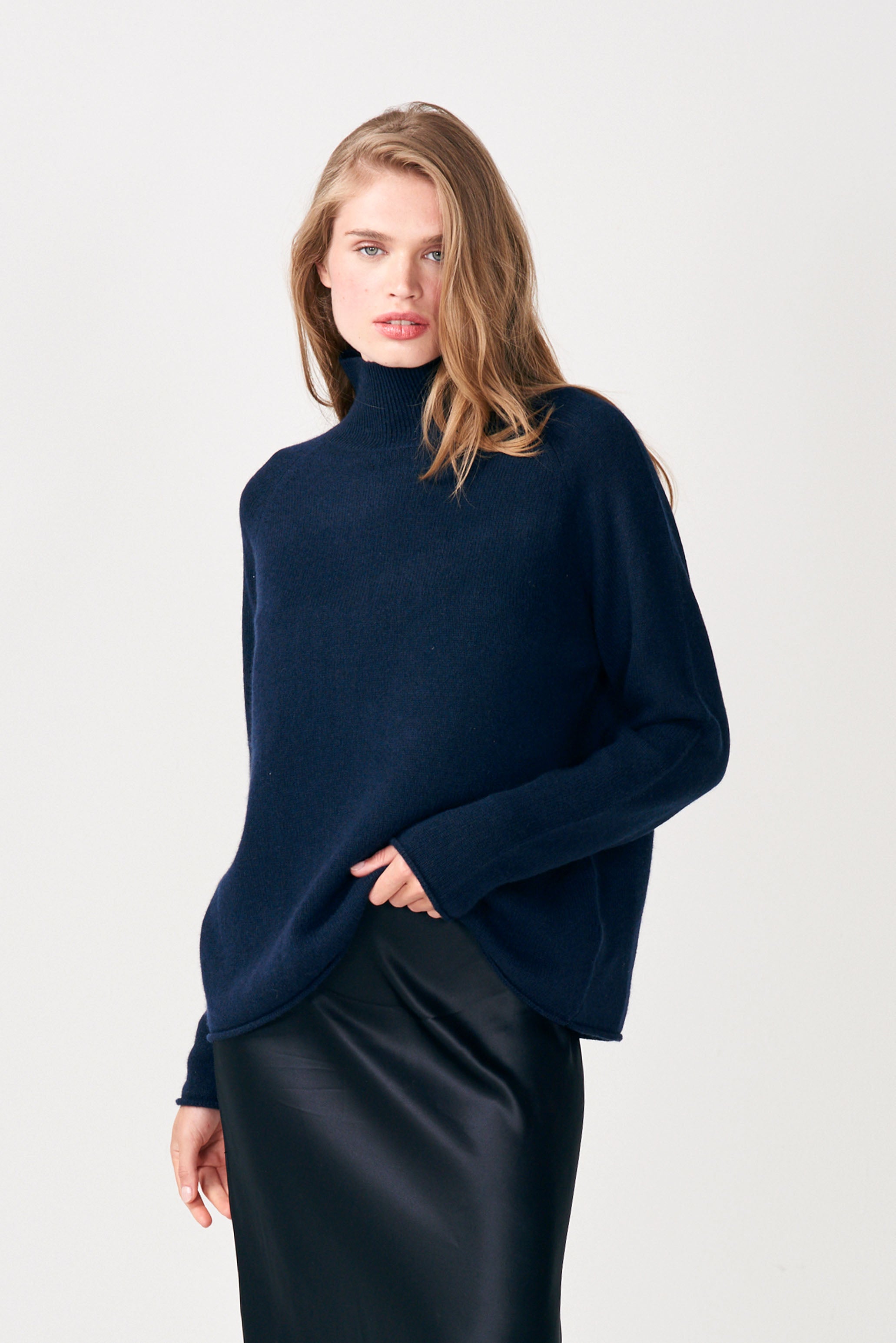 Cashmere Turtle Neck Jumper Heavy Weight for Winter in Navy Jumper 1234