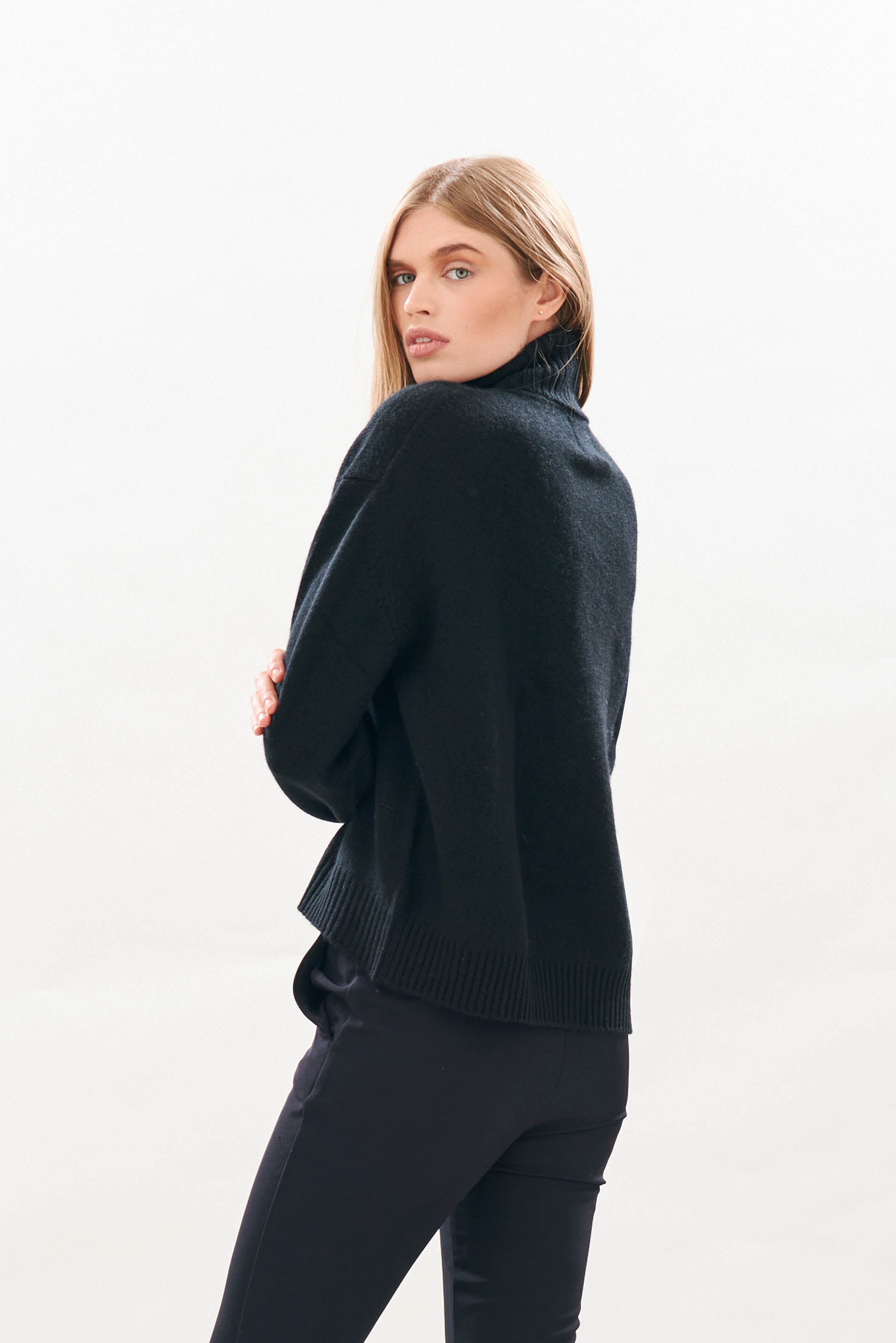 Black roll neck oversized jumper best sale
