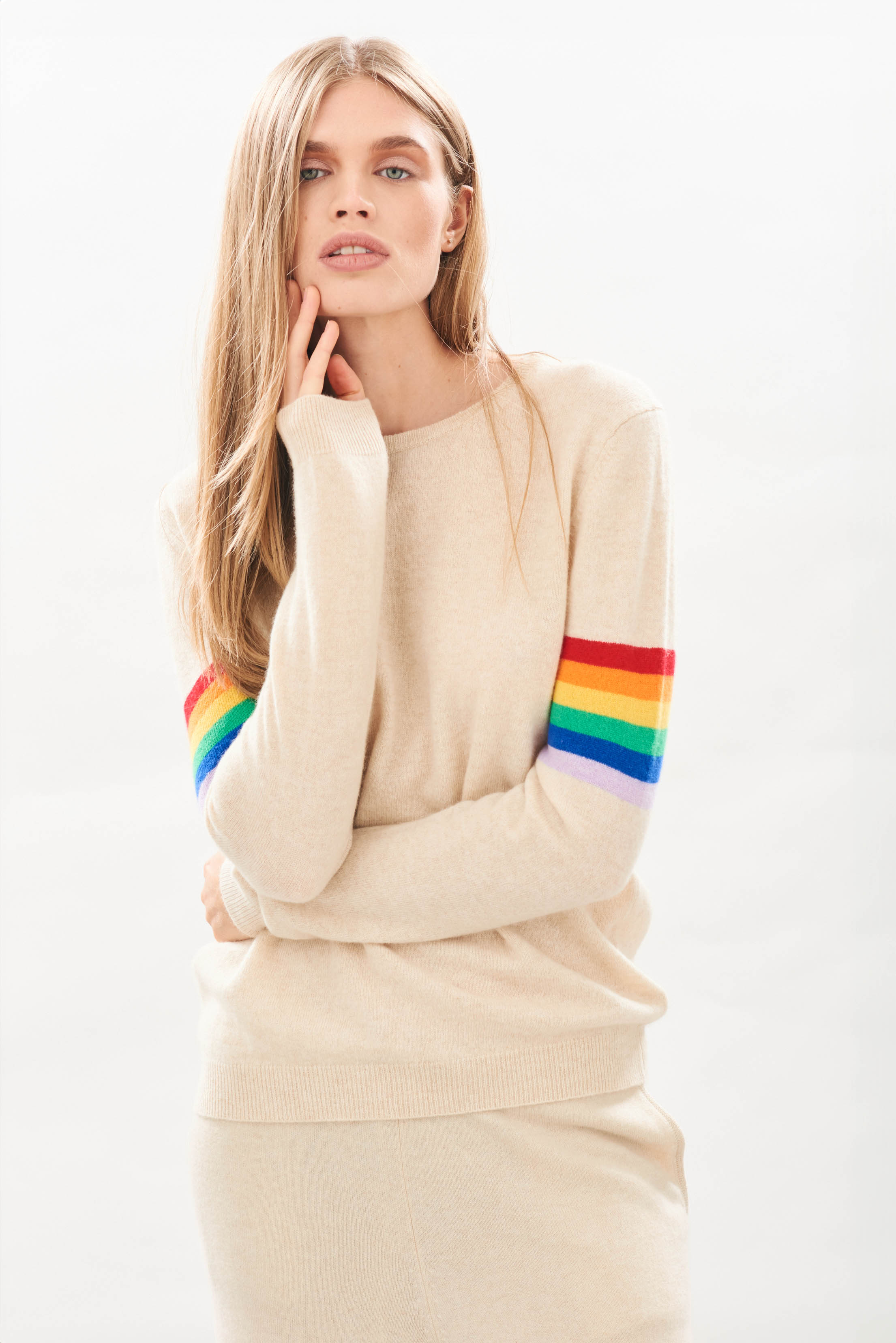 Jumper 1234 Rainbow Arms Cashmere Crew in Oatmeal