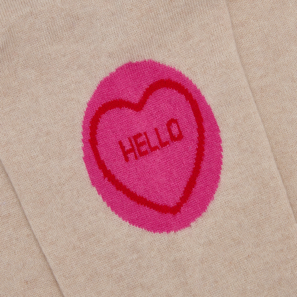 Intarsia pink and red "Hello" love heart 
