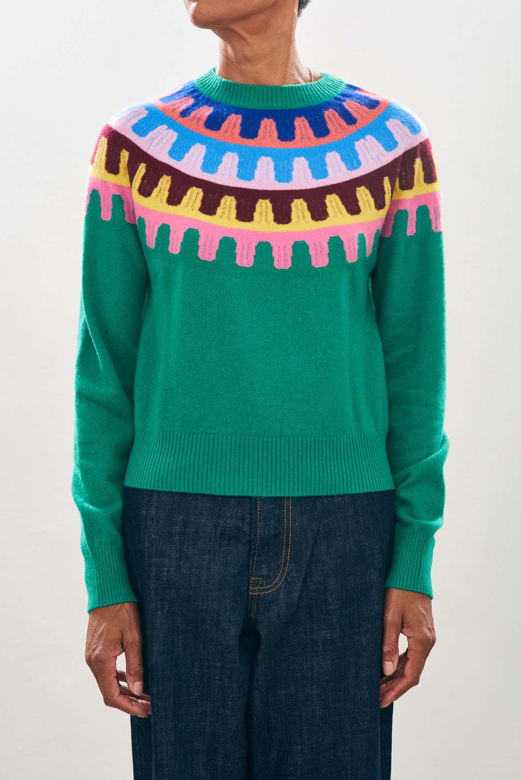 Female model wearing Jumper1234 Cashmere Rick Rack yolk Crew in Green