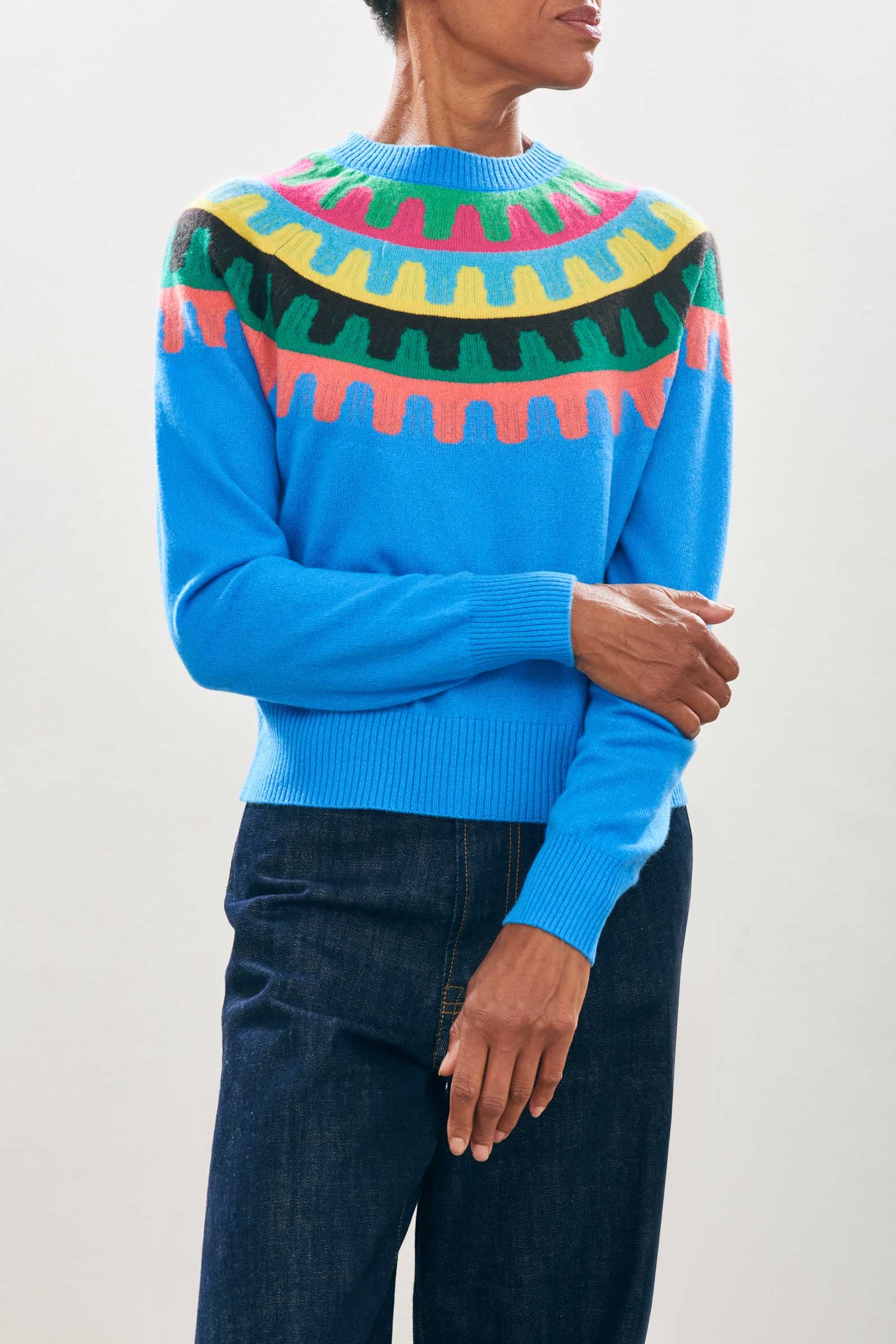 Female model wearing Jumper1234 Cashmere Rick Rack yolk Crew in Sky blue